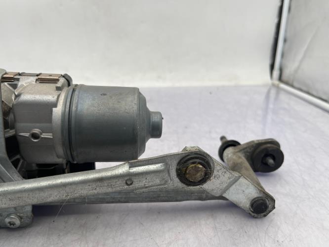 Moteur essuie glace avant droit VOLKSWAGEN GOLF PLUS PHASE 1 Diesel