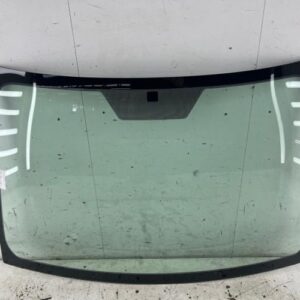 Pare brise TOYOTA YARIS 2 PHASE 1 Diesel