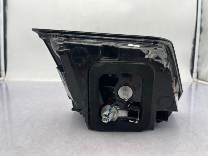 Feu arriere secondaire droit (feux) PEUGEOT 3008 2 PHASE 1 Diesel