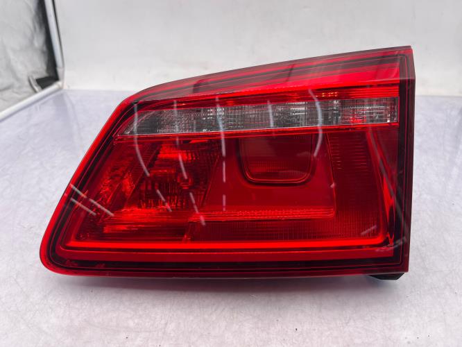 Feu arriere secondaire droit (feux) VOLKSWAGEN GOLF SPORTSVAN PHASE 1 Essence