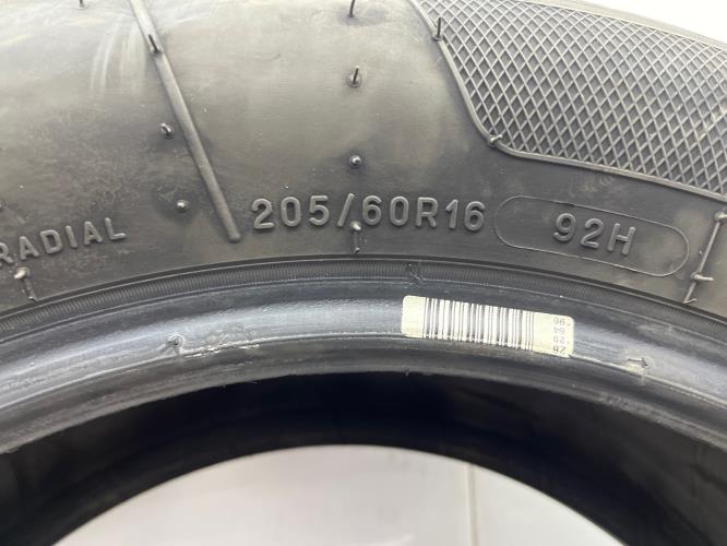 Pneu CHEVROLET CRUZE BREAK Diesel