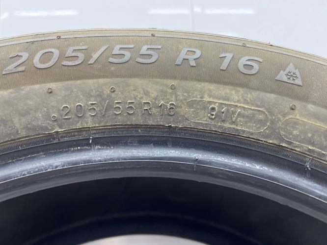 Pneu VOLKSWAGEN GOLF 5 Diesel