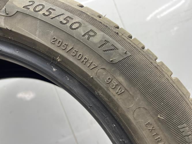 Pneu RENAULT MEGANE 3 PHASE 3 Diesel