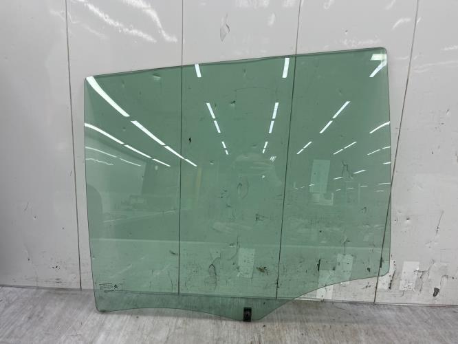 Vitre arriere gauche CITROEN C4 GRAND PICASSO 1 Diesel