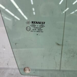 Vitre avant droit RENAULT CLIO 3 PHASE 2 Diesel