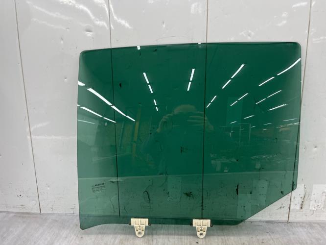 Vitre arriere gauche RENAULT MEGANE 3 PHASE 3 Diesel