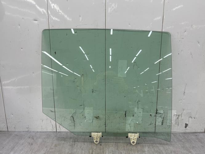 Vitre arriere droit RENAULT MEGANE 3 PHASE 3 Diesel