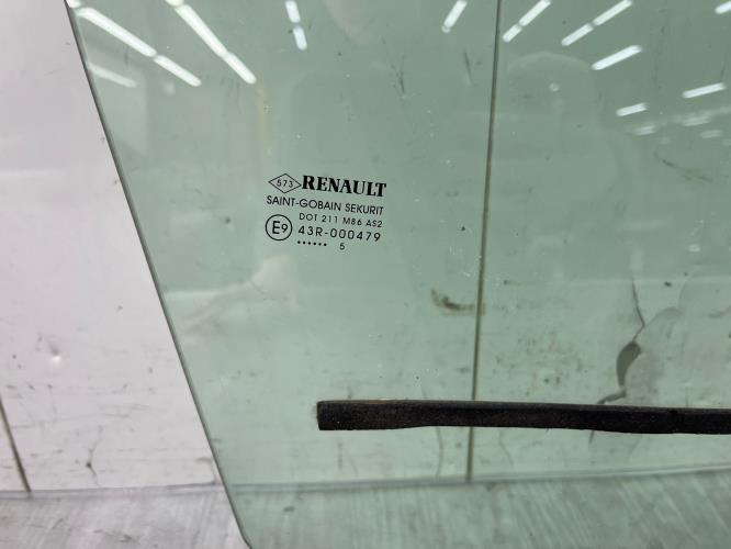 Vitre avant droit RENAULT MEGANE 3 PHASE 3 BREAK Diesel