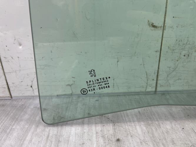 Vitre arriere gauche PEUGEOT 307 PHASE 1 Diesel