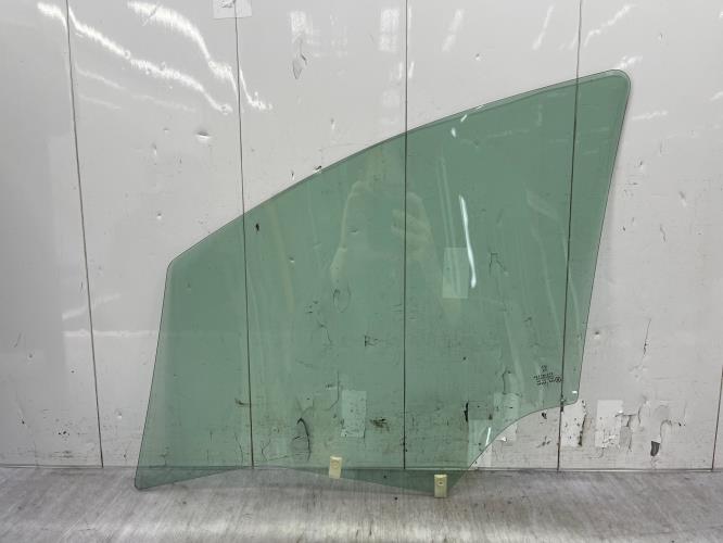 Vitre avant droit PEUGEOT 307 PHASE 1 Diesel