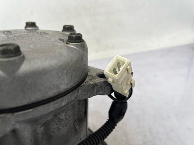 Compresseur clim CITROEN SAXO PHASE 2 Essence