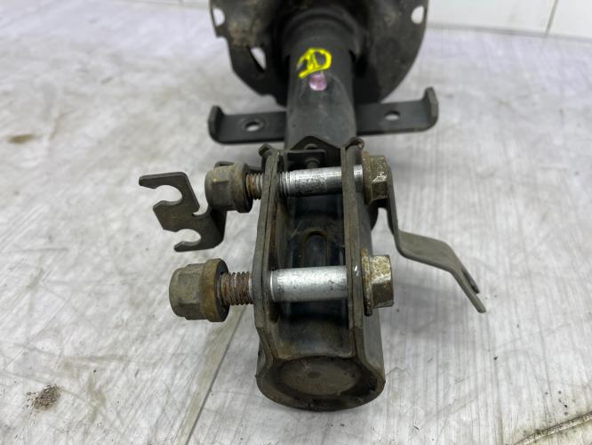 Amortisseur avant droit RENAULT CLIO 3 PHASE 1 Diesel