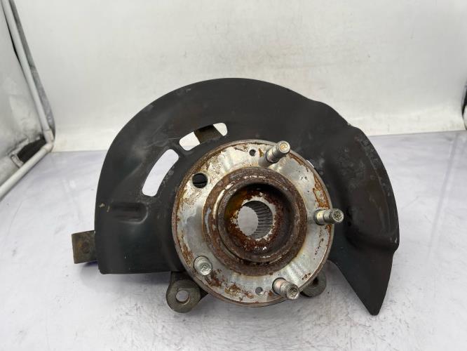 Fusee avant gauche HYUNDAI TUCSON 2 PHASE 1 Diesel