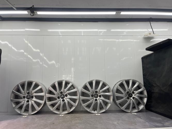 Jeu de 4 jantes  CITROEN C4 PICASSO 1 Diesel
