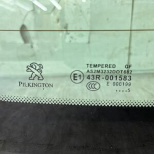 Lunette arriere PEUGEOT 208 1 PHASE 1 Diesel