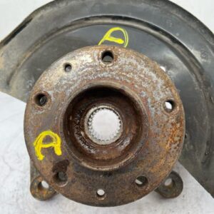 Fusee avant droit DACIA DUSTER 1 PHASE 1 Diesel