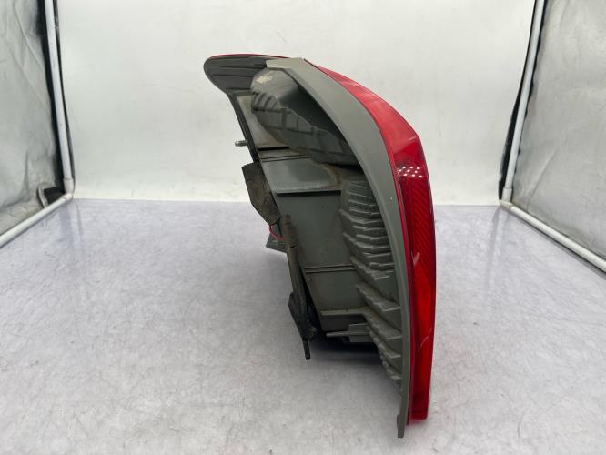 Feu arriere principal droit (feux) TOYOTA YARIS 2 PHASE 2 Diesel
