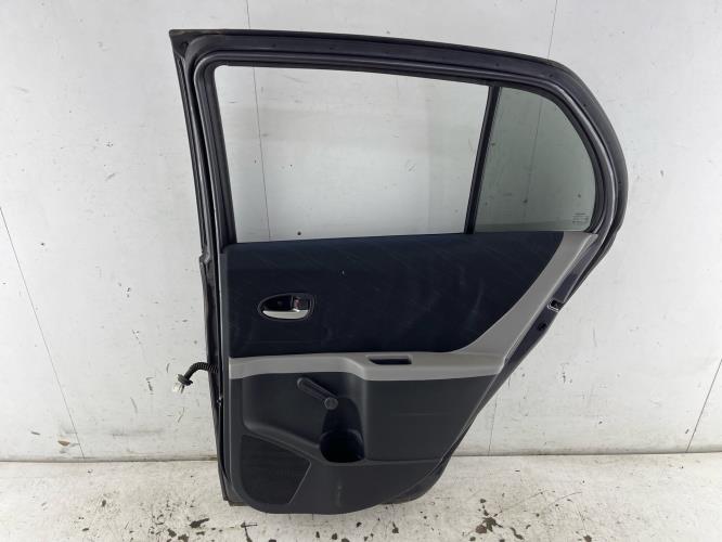 Porte arriere droit TOYOTA YARIS 2 PHASE 1 Diesel