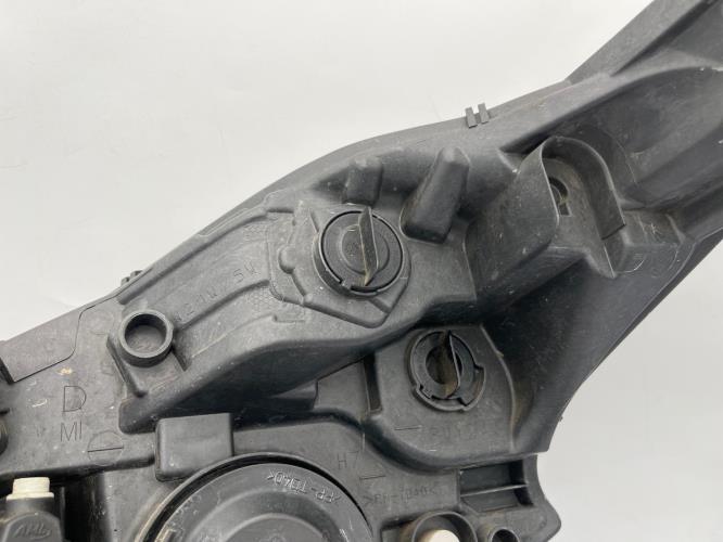 Optique avant principal droit (feux)(phare) PEUGEOT 208 1 PHASE 2 Diesel