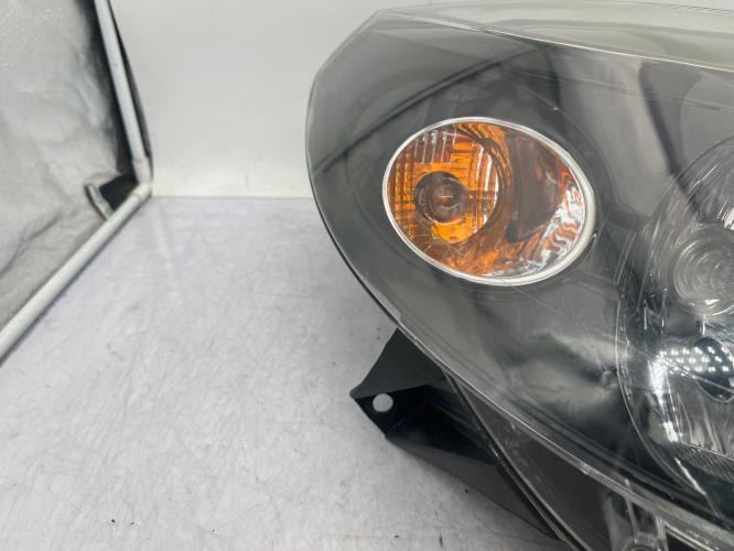 Optique avant principal droit (feux)(phare) DACIA SANDERO 1 Diesel