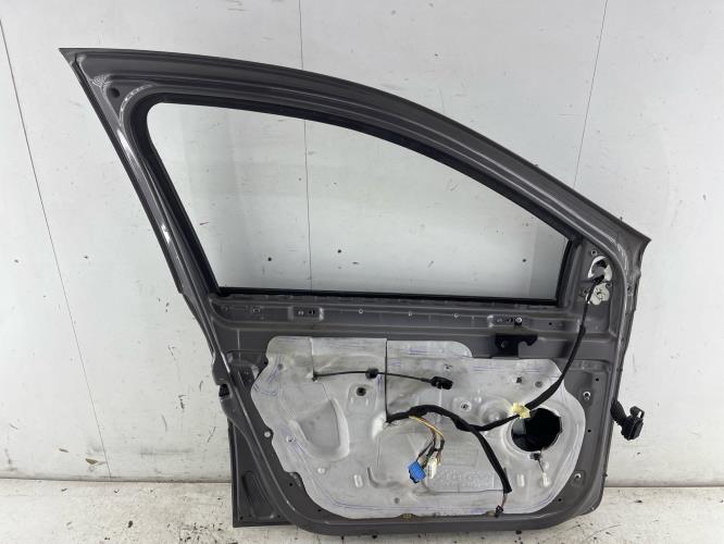 Porte avant gauche RENAULT CLIO 3 PHASE 2 Diesel