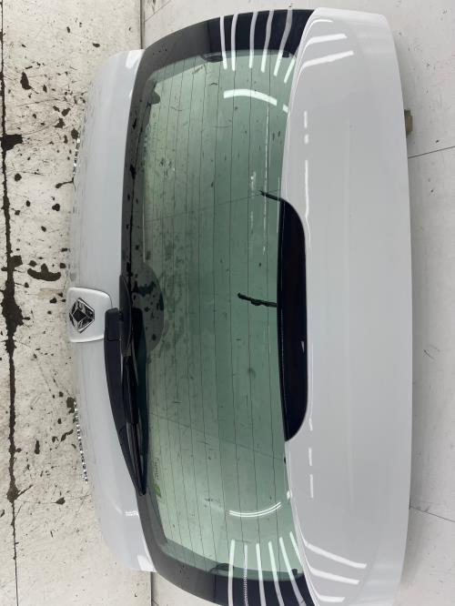Malle/Hayon arriere RENAULT CLIO 2 CAMPUS PHASE 2 Essence