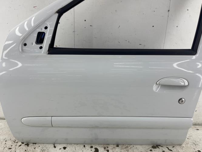 Porte avant gauche RENAULT CLIO 2 CAMPUS PHASE 2 Essence