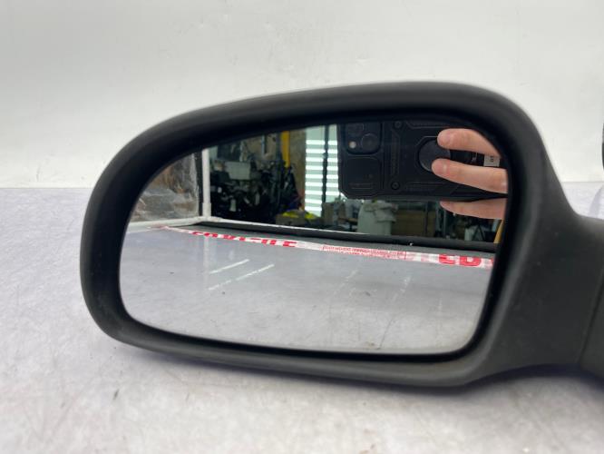 Retroviseur gauche CITROEN SAXO PHASE 2 Essence
