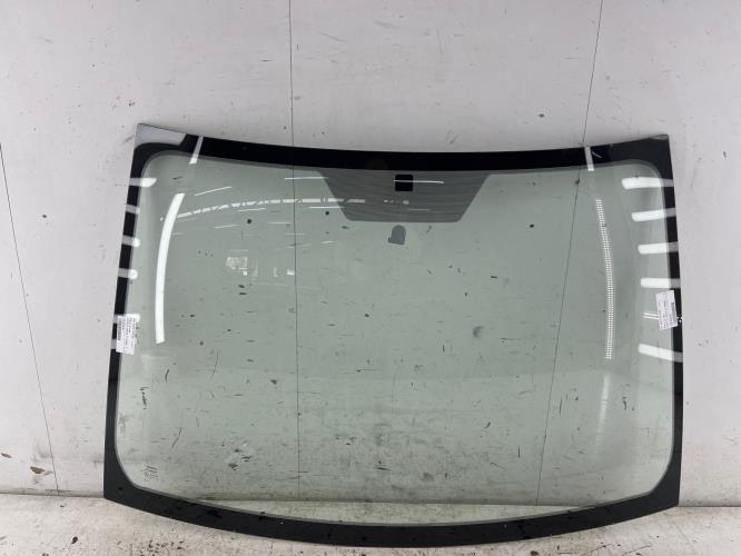 Pare brise TOYOTA YARIS 2 PHASE 1 Diesel