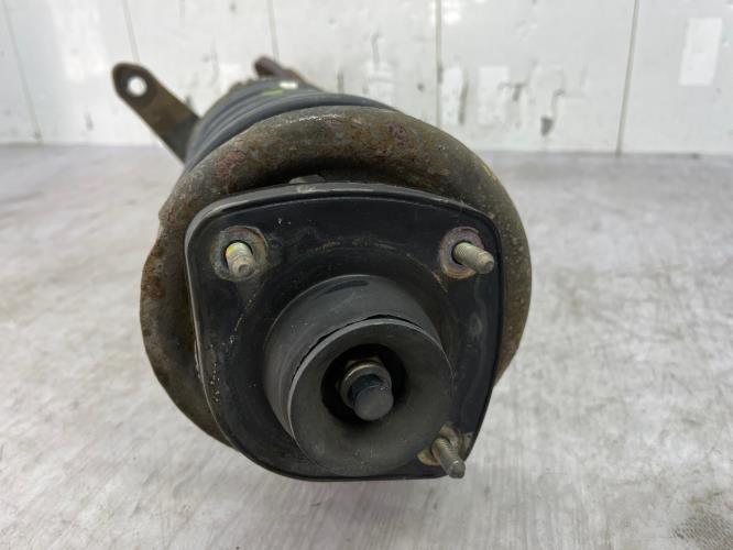 Fusee avant gauche CITROEN SAXO PHASE 2 Essence