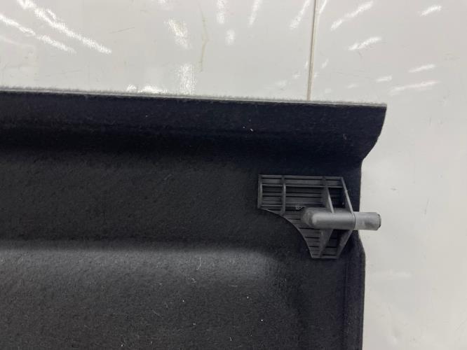 Plage arriere VOLKSWAGEN GOLF 5 Essence