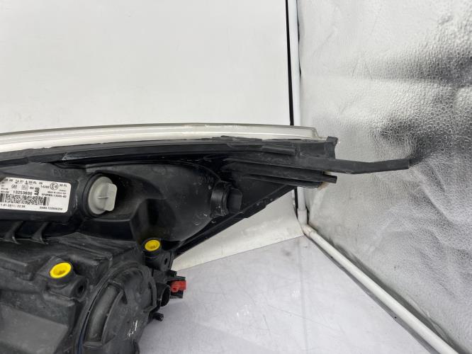 Optique avant principal droit (feux)(phare) OPEL MERIVA B PHASE 1 Diesel