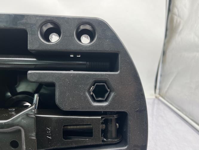 Cric (Ensemble depannage) RENAULT CAPTUR 1 PHASE 2 Essence