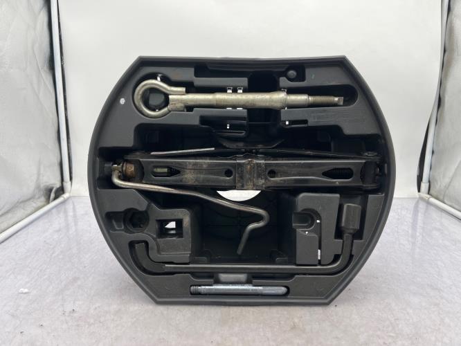 Cric (Ensemble depannage) PEUGEOT 207 PHASE 2 Diesel