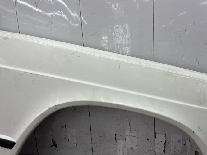 Aile avant droit MERCEDES 190 W201 PHASE 1 Essence