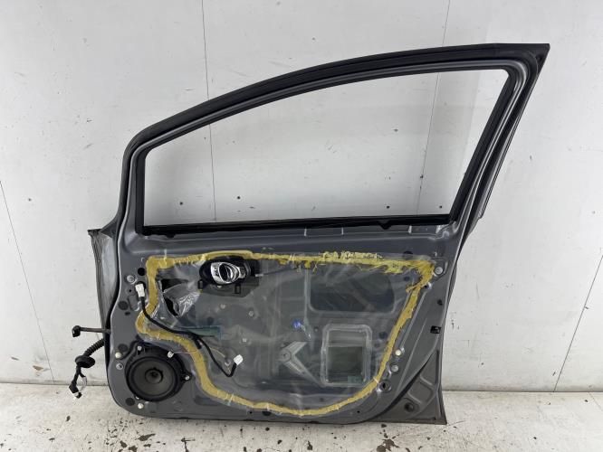 Porte avant droit NISSAN NOTE 2 Essence