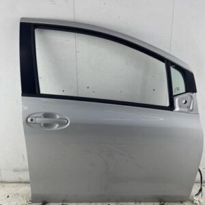 Porte avant droit TOYOTA YARIS 2 PHASE 1 Diesel