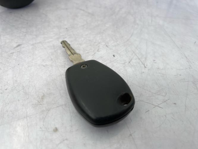 Bouchon de carburant DACIA SANDERO 2 PHASE 1 Essence