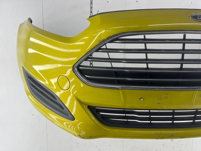 Pare choc avant FORD FIESTA 6 PHASE 2 Essence
