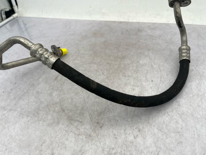 Tuyau de climatisation VOLKSWAGEN GOLF SPORTSVAN PHASE 1 Essence