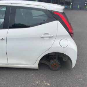 Aile arriere gauche TOYOTA AYGO 2 PHASE 2 Essence