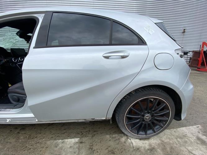 Porte arriere gauche MERCEDES CLASSE A 176 PHASE 1 Essence
