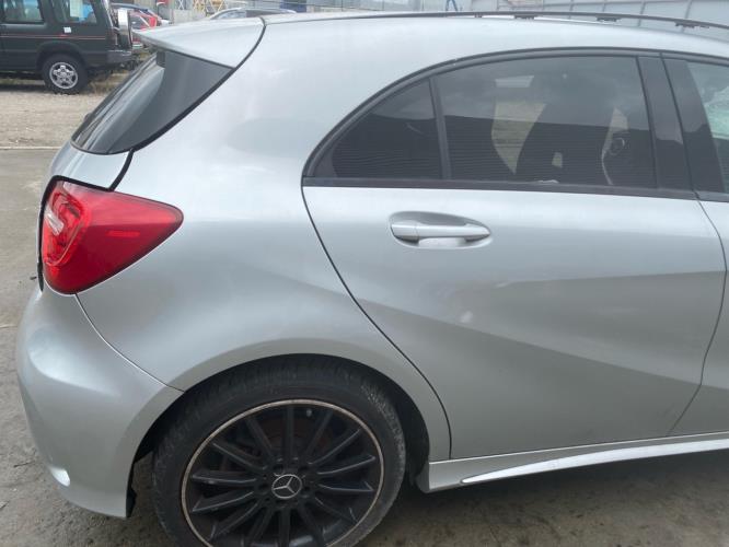 Feu arriere principal droit (feux) MERCEDES CLASSE A 176 PHASE 1 Essence