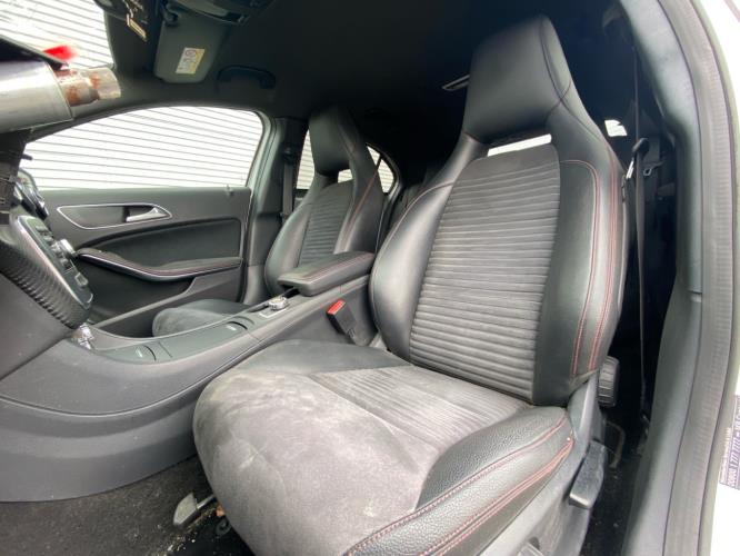 Interieur complet MERCEDES CLASSE A 176 PHASE 1 Essence