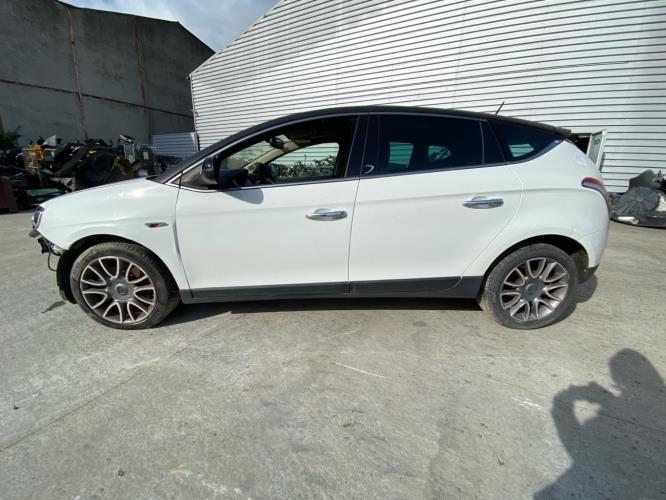 Custode arriere gauche LANCIA DELTA 3 Diesel