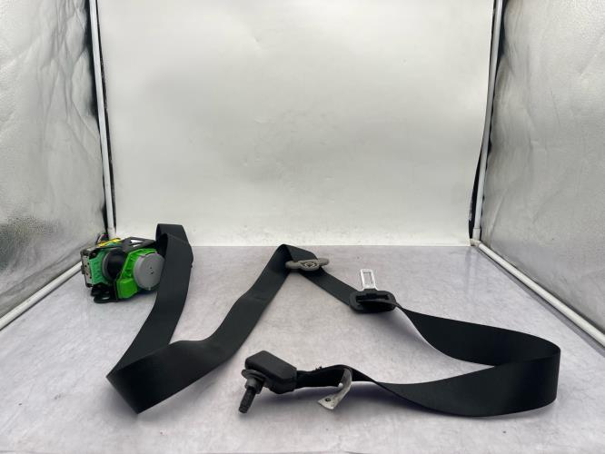 Ceinture avant droit TOYOTA YARIS 2 PHASE 1 Diesel