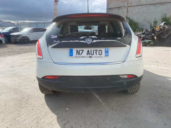 Malle/Hayon arriere LANCIA DELTA 3 Diesel