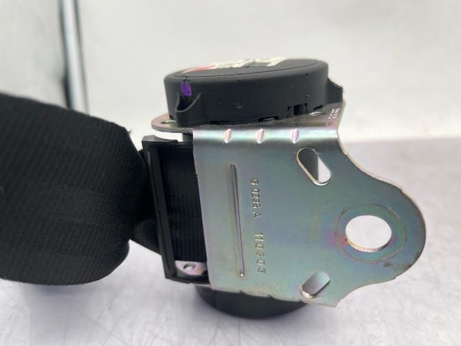 Ceinture arriere gauche TOYOTA VERSO PHASE 1 Diesel