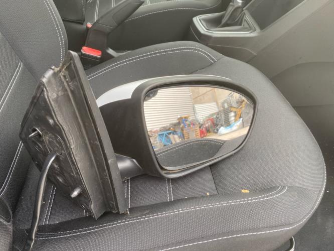 Retroviseur droit DACIA SANDERO 3 Essence