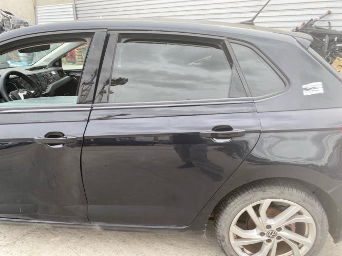 Custode arriere gauche VOLKSWAGEN POLO 6 PHASE 2 Essence